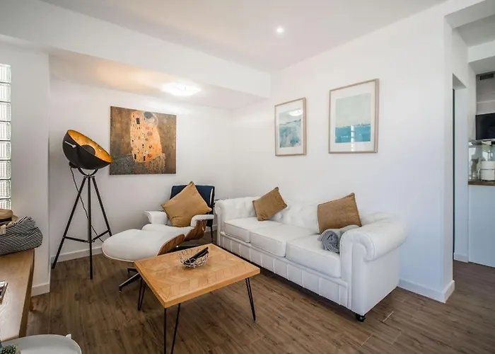 Beachfront Dreamin Apartment Fuengirola